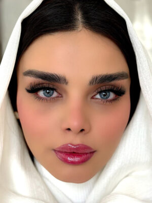 خرید لنز آبی یونیک ایندیگو