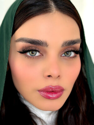 خرید لنز سبز عسلی یونیک نچرال گرین